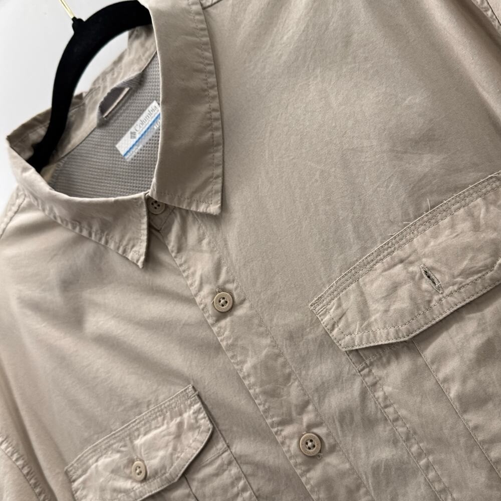 Columbia Mens XL Tall‎ Khaki Short Sleeve Button Up Shirt Outdoor Fishing
